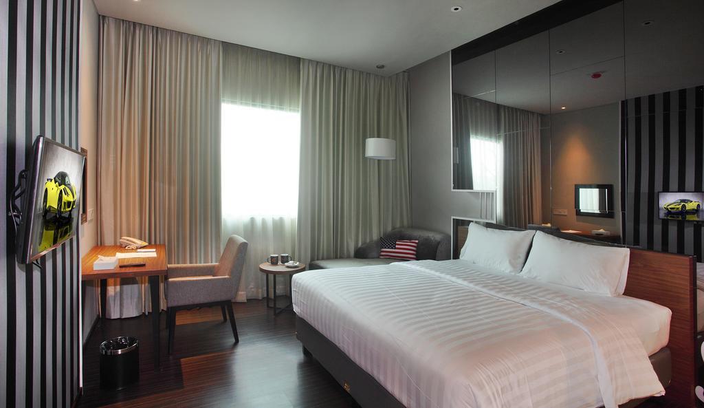 Cabin Hotel Jakarta Kamer foto