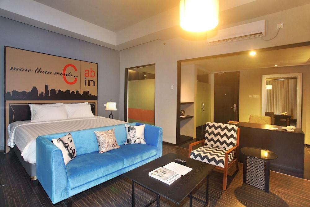 Cabin Hotel Jakarta Buitenkant foto