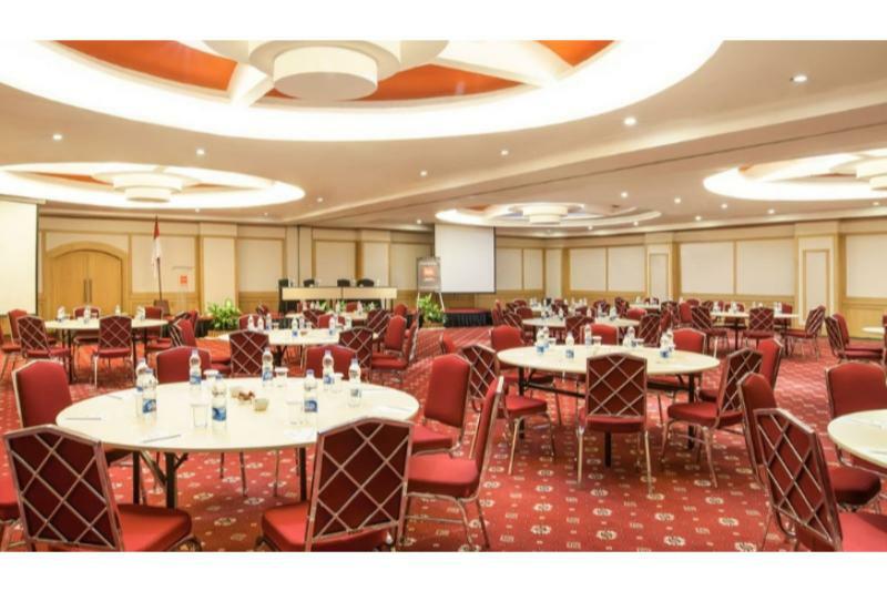 Cabin Hotel Jakarta Buitenkant foto